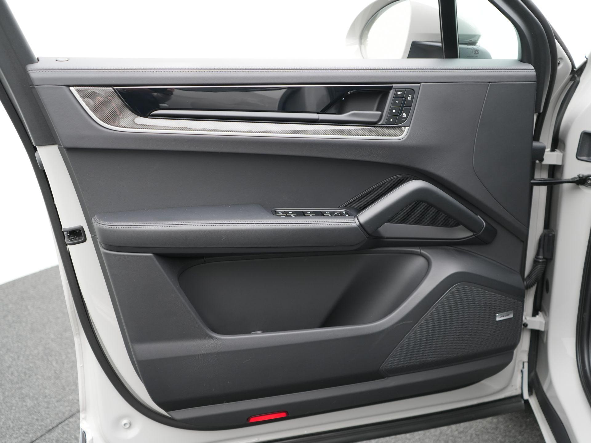 Porsche Cayenne S E-Hybrid