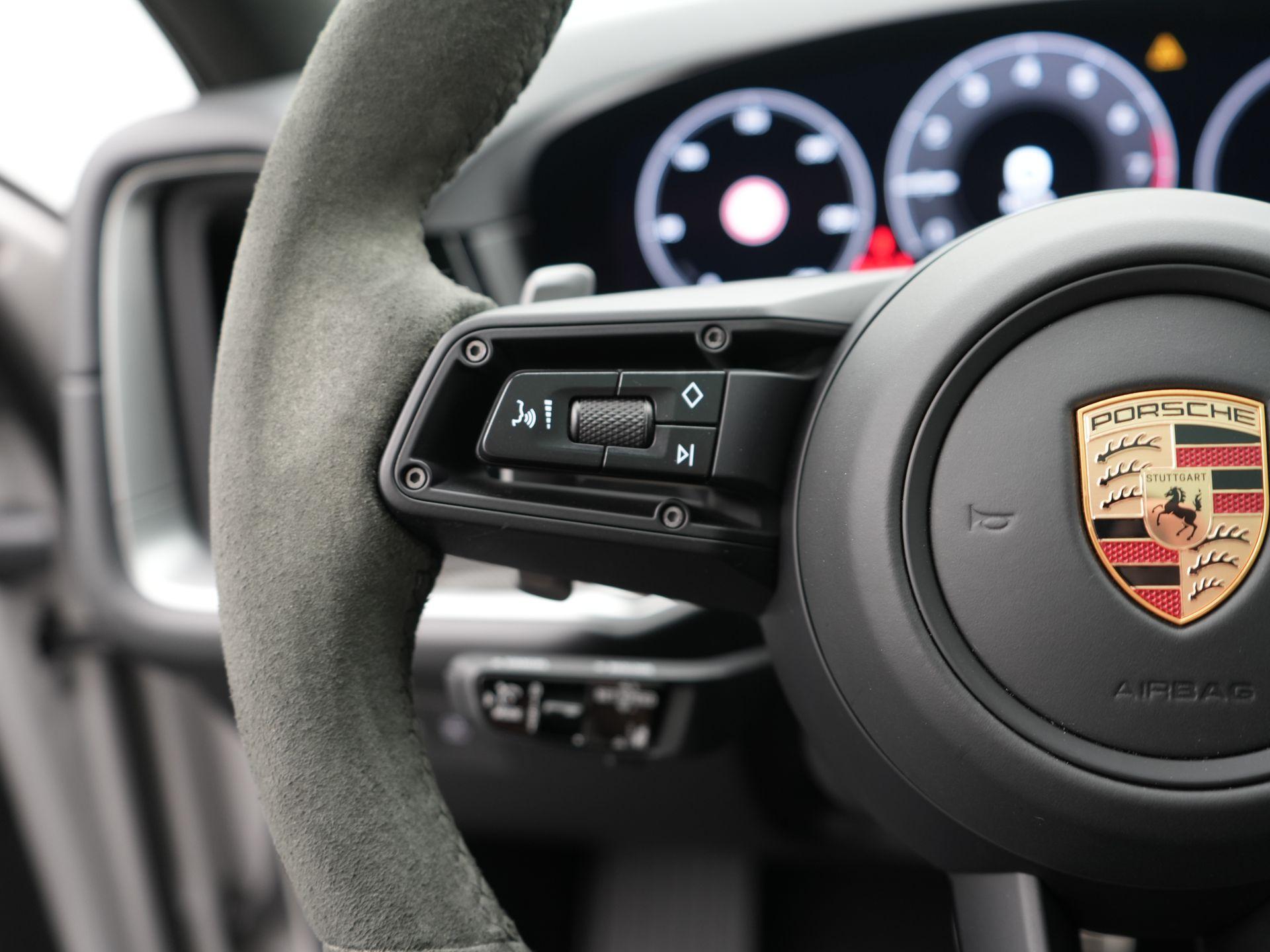 Porsche Cayenne S E-Hybrid