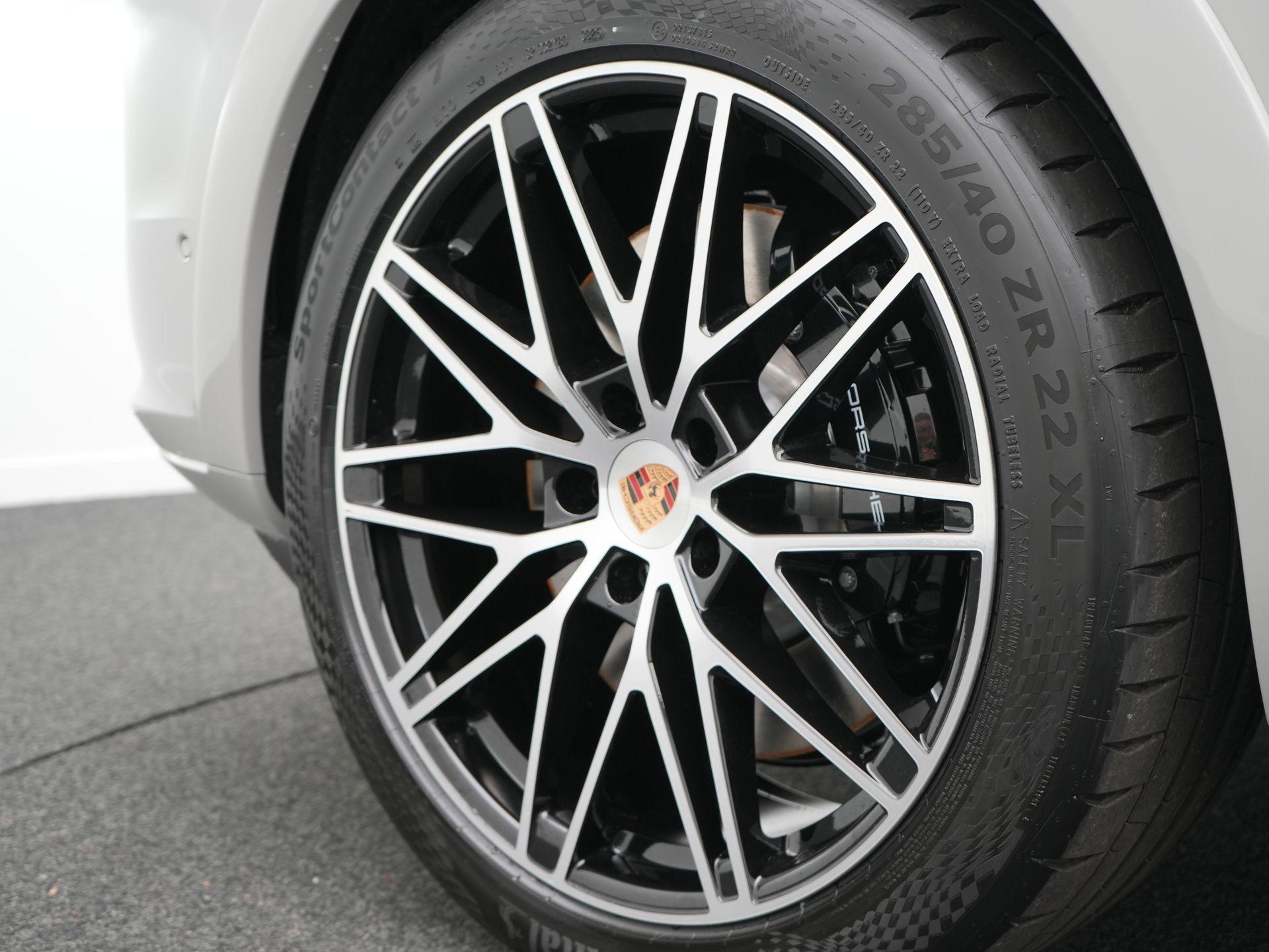 Porsche Cayenne S E-Hybrid